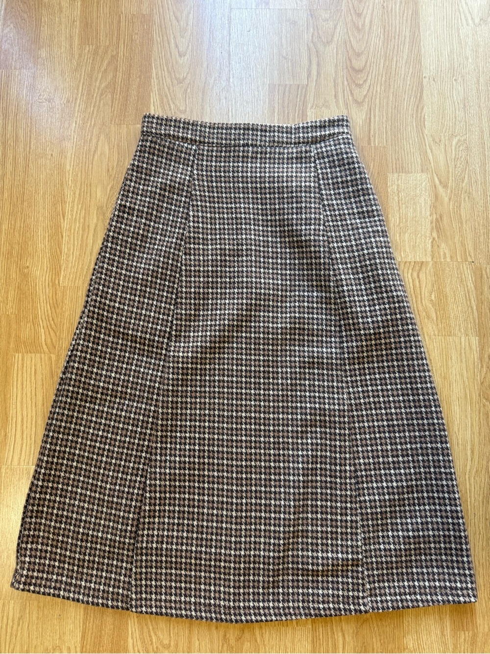 Classic Houndstooth A-Line Women's Skirt - lSize M ( fits like small )